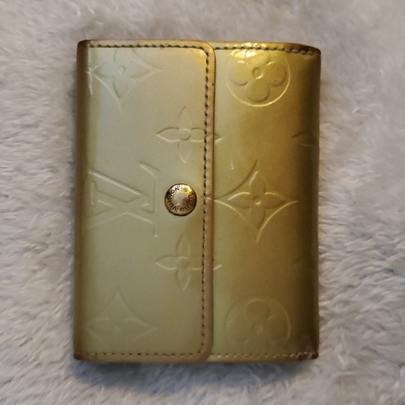 Louis Vuitton Vernis Compact Double Sided Wallet - Picture 4 of 14